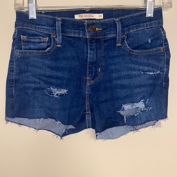 Levis 710 Super Skinny Jean Shorts - Picture 3 of 12